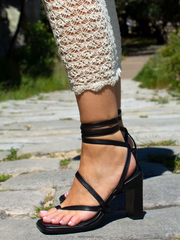 Senso FNPB8N273kevad/suvi 21 pica eebenipuu