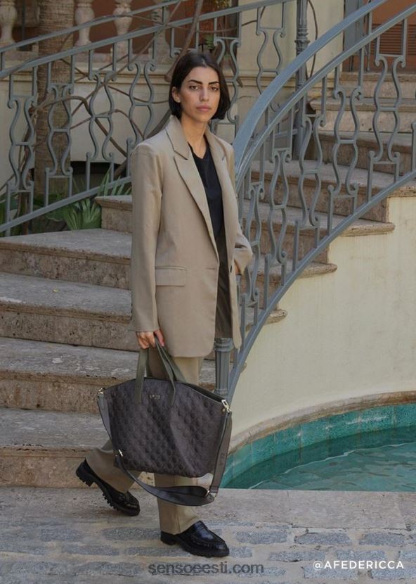 Senso FNPB8N514allkirjad kohtusid eebenipuuga